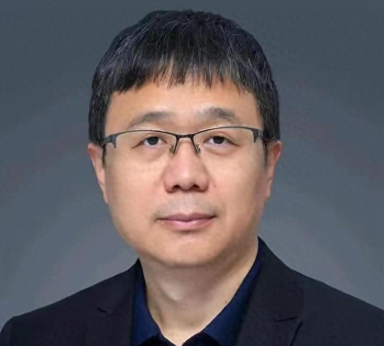1999年，哈工大科研骨干杨强正式提出新一代对海新体制雷达研发方案，方案刚提交评