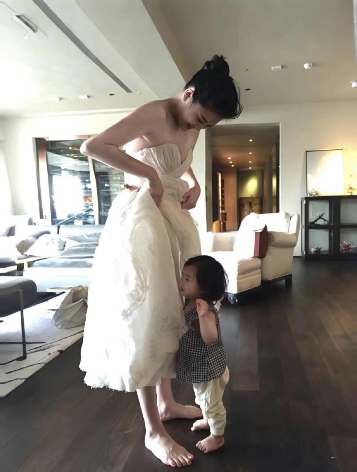大S的遺产由具俊晔和两子女共同持有，
大S的房子后续可能面临的三个结果:

第一