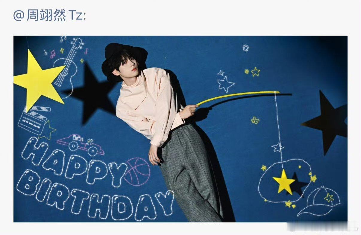 谁能拒绝白衣白发的古风少年！25岁的周翊然每一张照片都像古言小说插画，太戳审美了