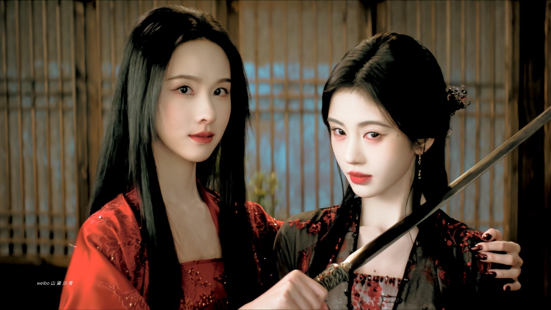 陈都灵鞠婧祎的羁绊体现在角色曲上陈都灵8个字概括雾妄言露芜衣陈都灵用八个字总结雾