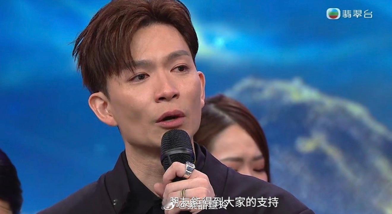中年好聲音4｜周志康得第8遭淘汰喊到變聲：多謝企鵝人 老婆兩女兒齊落淚令人心痛《