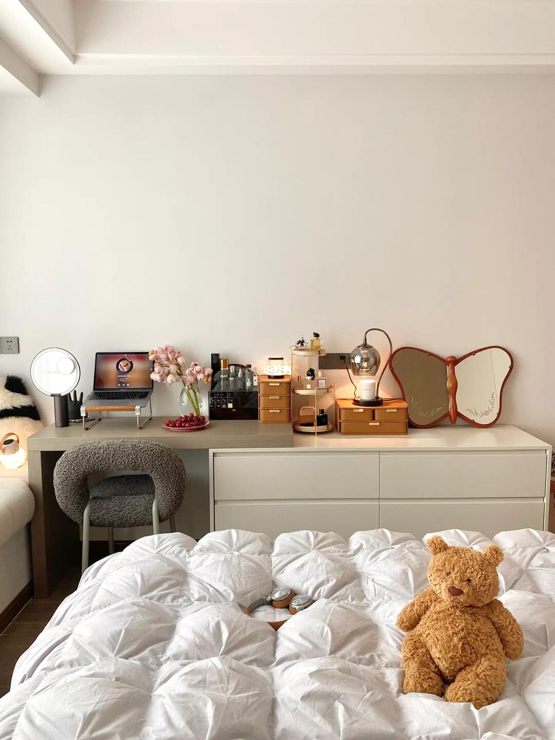 27岁独居，没什么比宅在卧室更舒服的事了～🤪