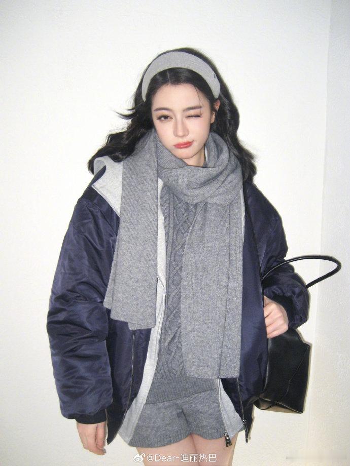 曝迪丽热巴离嘉后首个代言曝迪丽热巴车代是离嘉后的曝迪丽热巴确认离开嘉行 车代是离