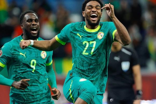 【非洲杯战报】塞内加尔、马里双双过关，会师八强非洲国家杯16强战周六展开，塞内加