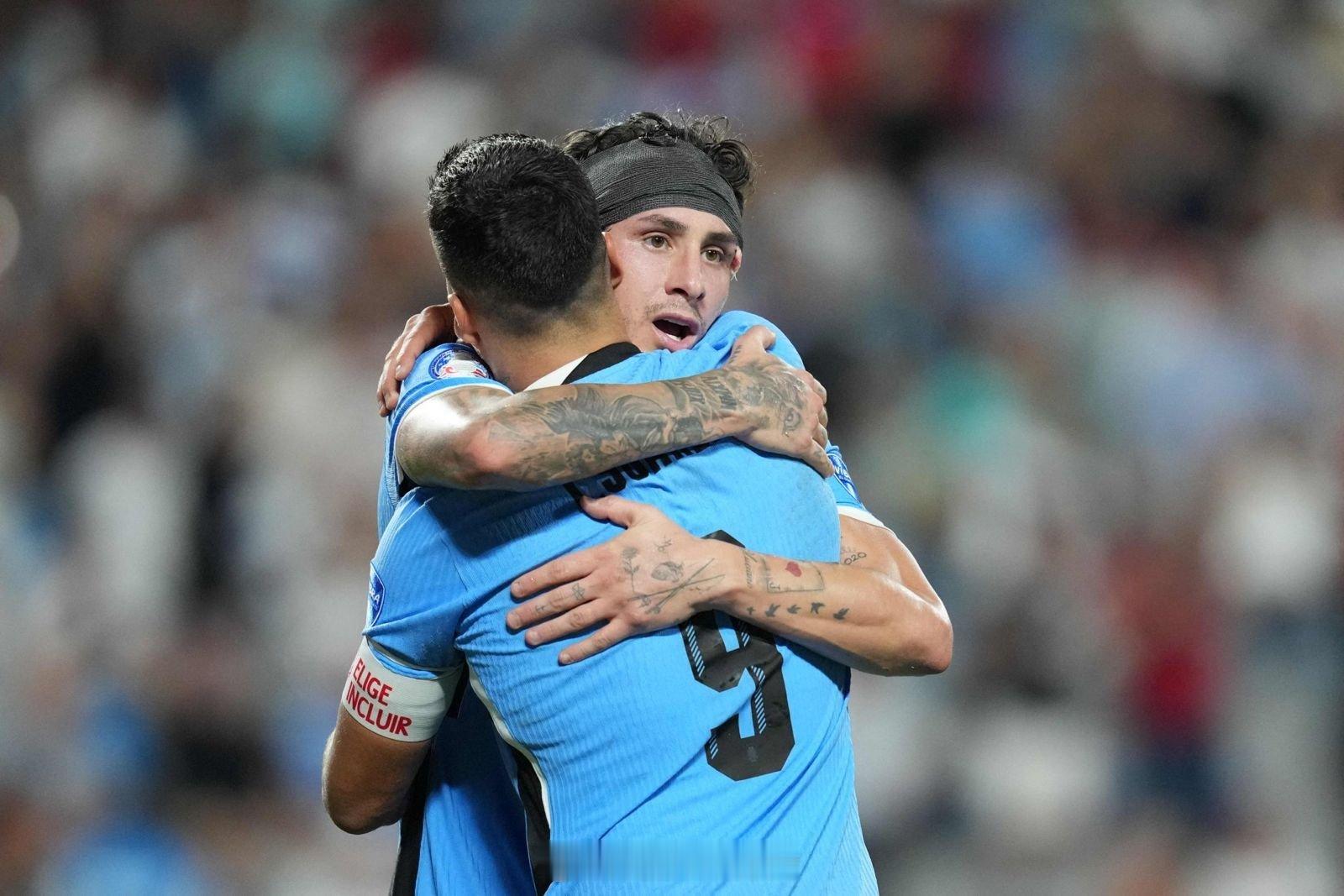 恭喜乌拉圭获得美洲杯季军，苏亚雷斯补时绝平，助攻来自吉梅内斯 ​​​