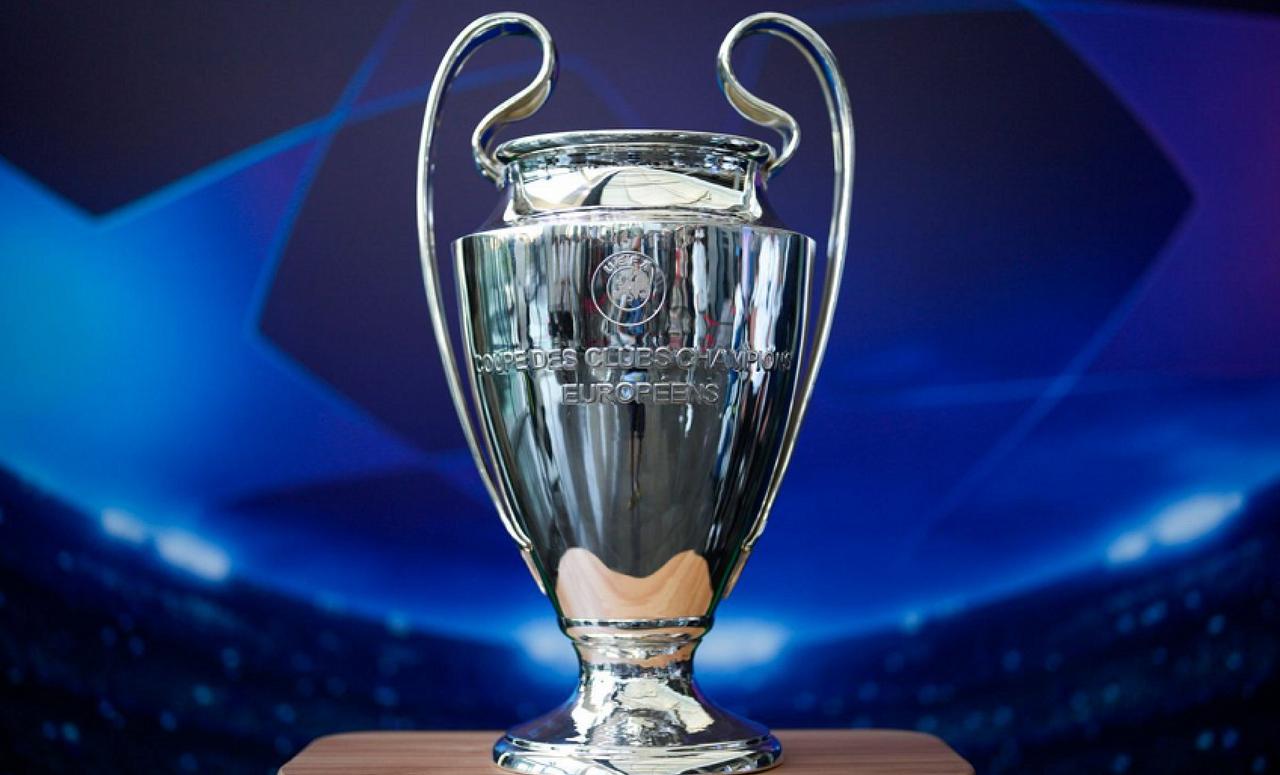 巴黎VS利物浦、皇马VS拜仁，巴萨VS马竞，葡萄牙体育VS巴萨。
欧冠八强已出！