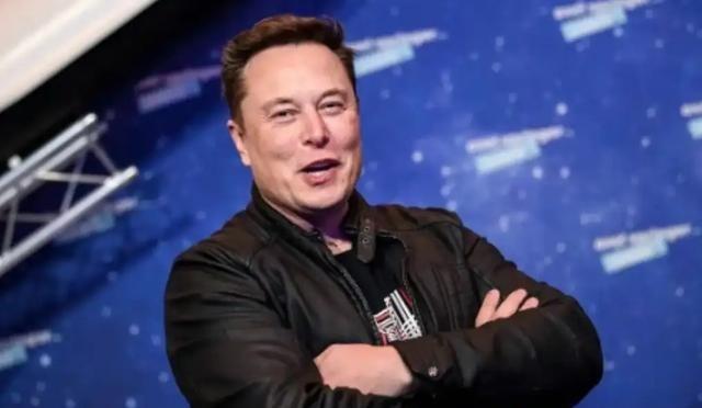 马斯克忙活半辈子搞的星链垄断，曾被中国一张政策文件直接戳穿死穴，意大利、加拿大连