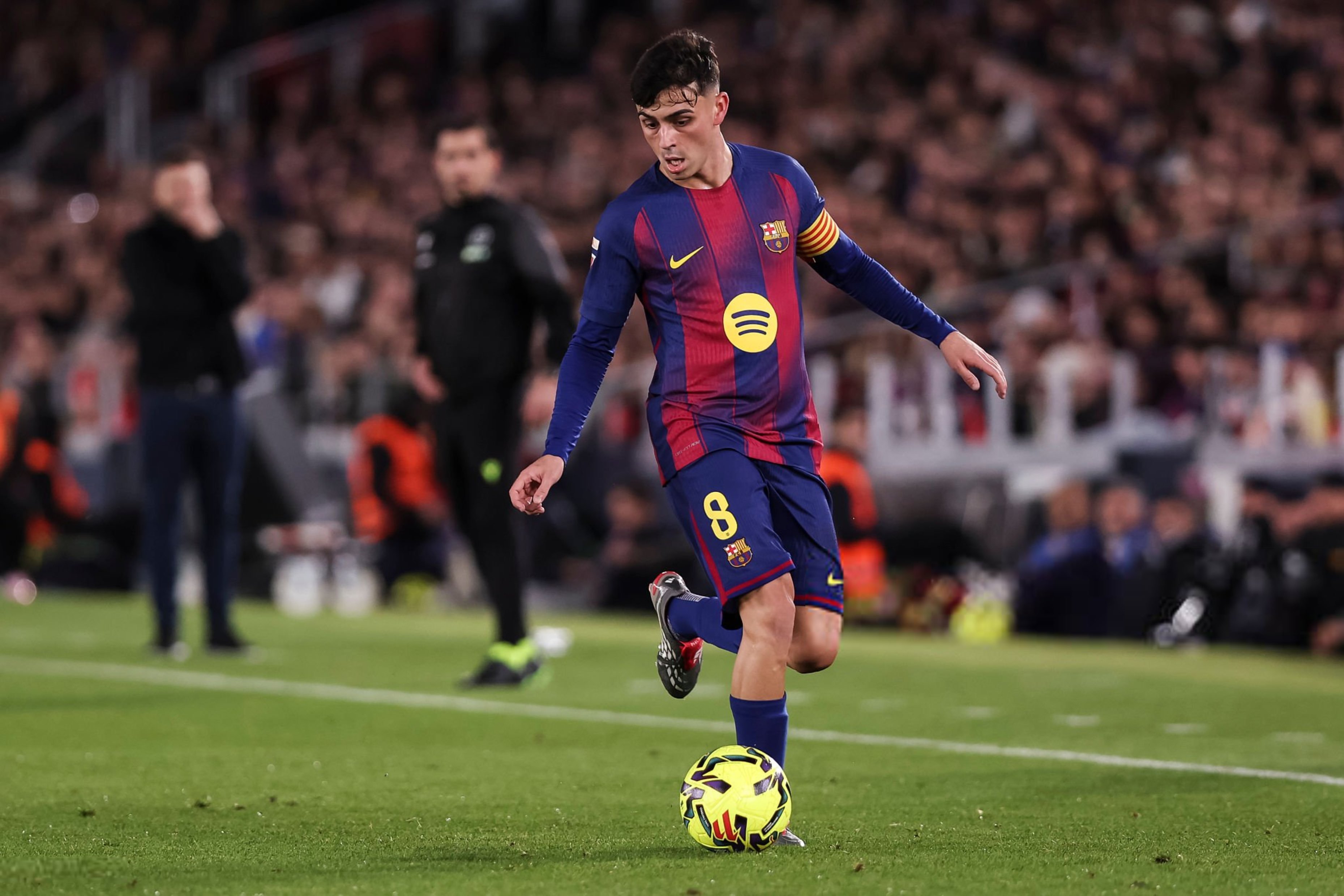 每体：佩德里预计将在对阵马德里竞技的比赛中首发——他可能会踢60-70分钟。巴萨