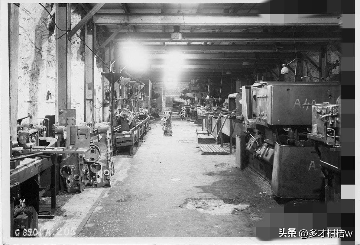 第二次世界大战时期德三曾经为了躲避盟军的轰炸在其控制区修建、改建了大量的地下隧道