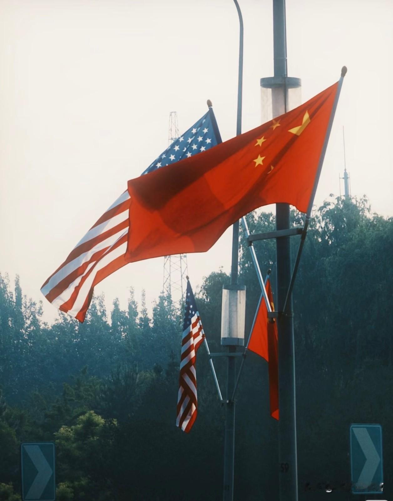 中美关系，放眼全球，是当今世界 最 重要的双边关系，双方关系的走向，直接关乎世界