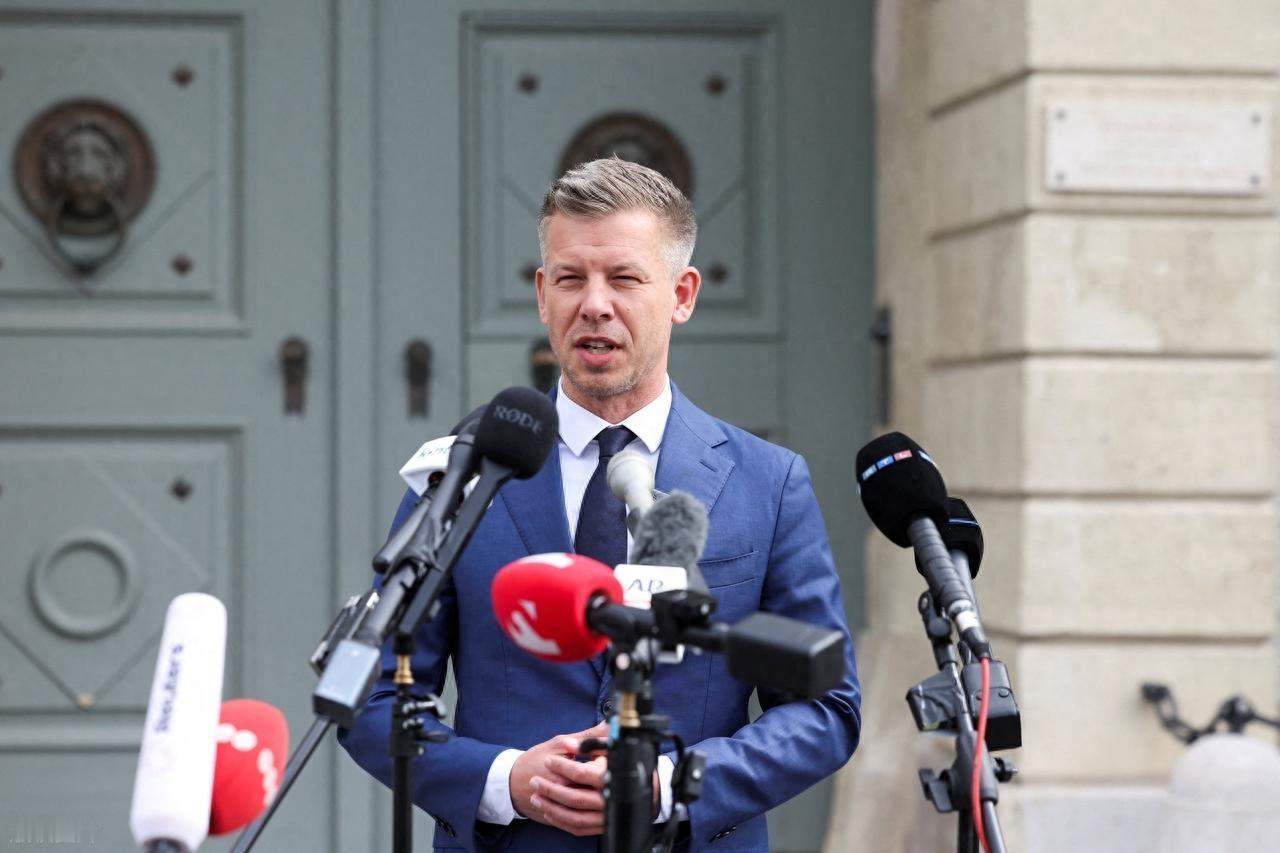 见过搞笑的，没见过如此搞笑的。

据以色列时报报道， 4 月 20 日，匈牙利候