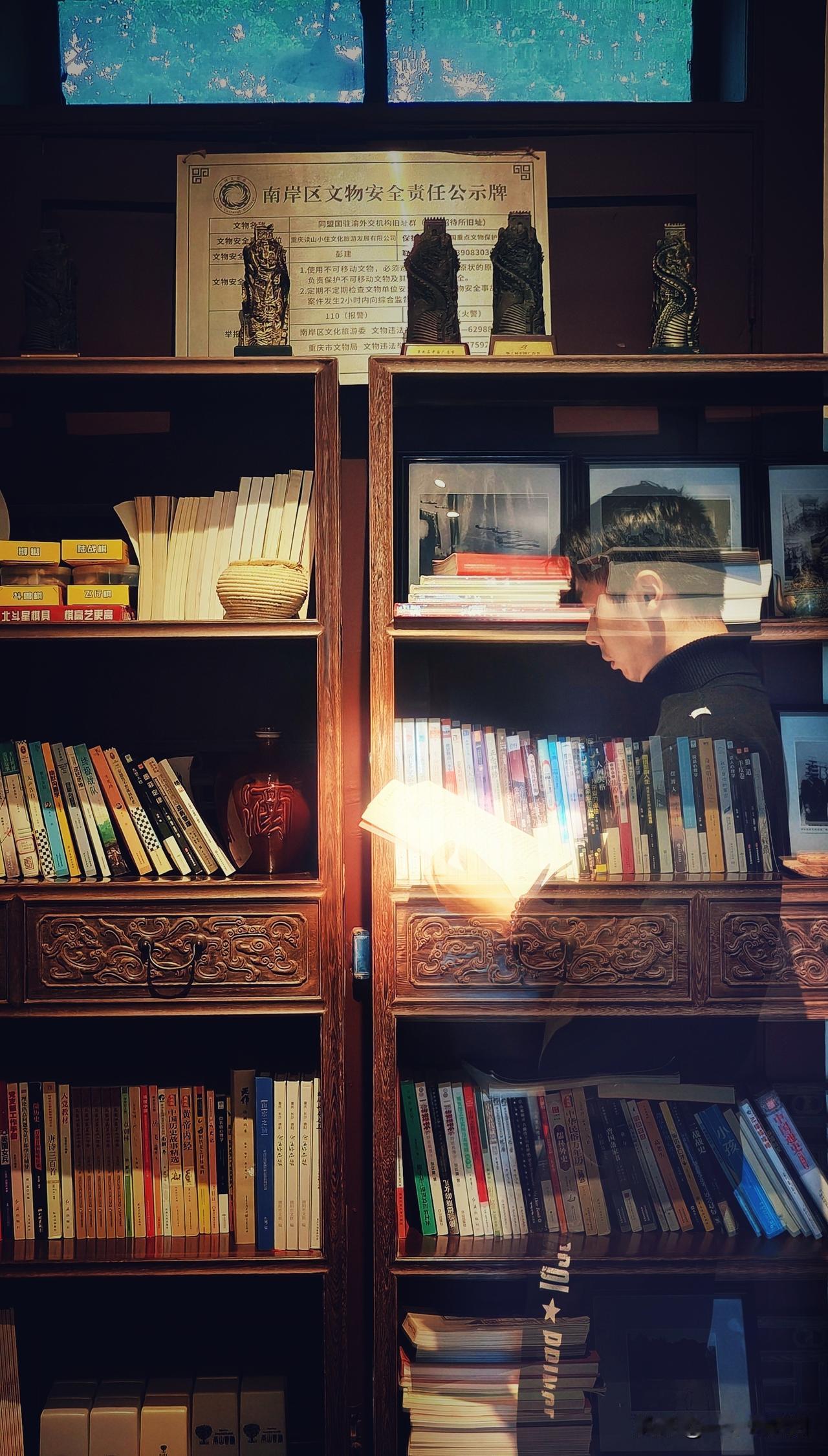 那么问题来了，我为啥一直讲道，不讲佛学佛法？
因为我做不到呀！
佛法不是学来的，