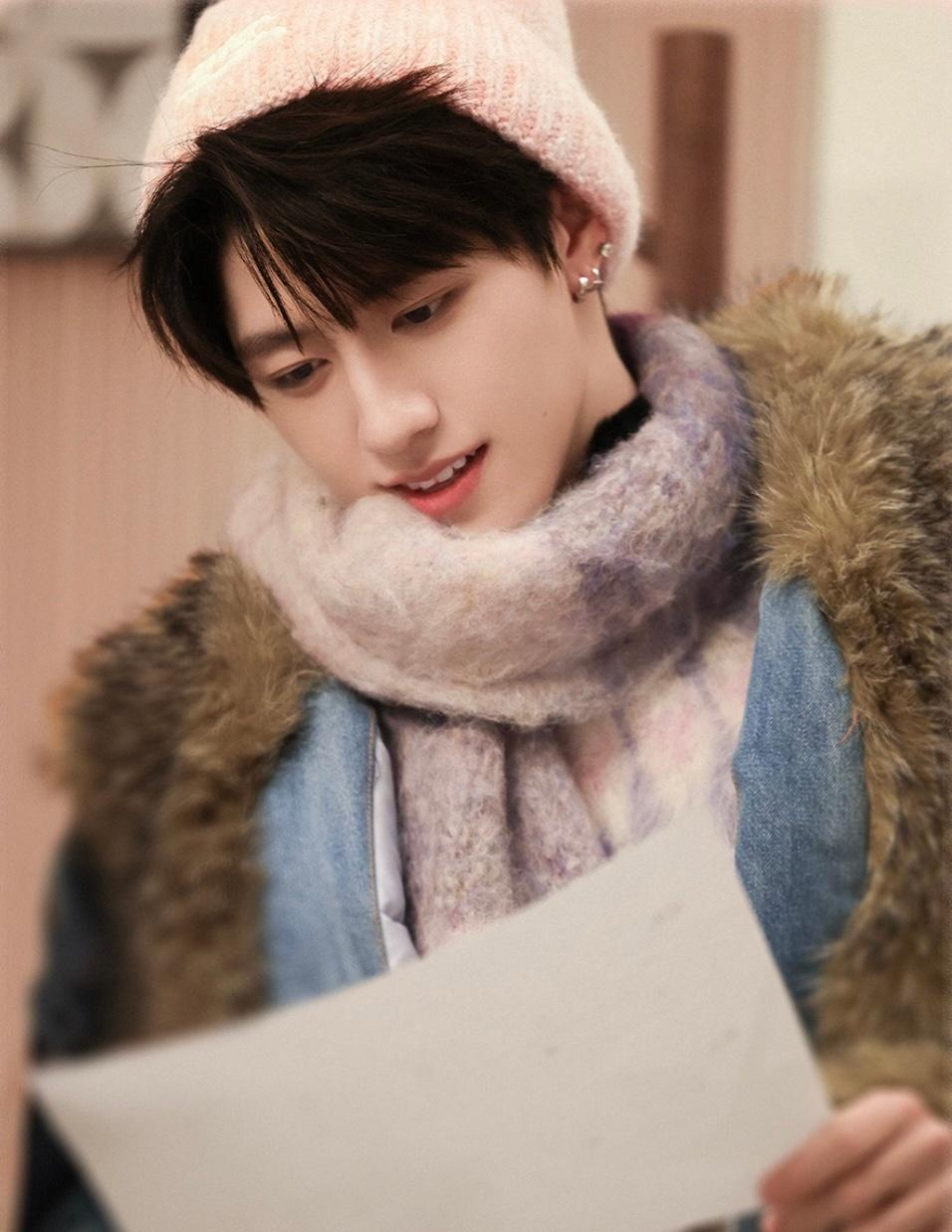 伯克利 不信谣不传谣 不要关注051朱志鑫的私人行程啦