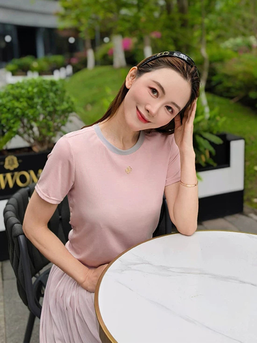 🇫🇷isabelle marran樱花粉显白圆领刺绣松弛T恤95%棉 5%氨