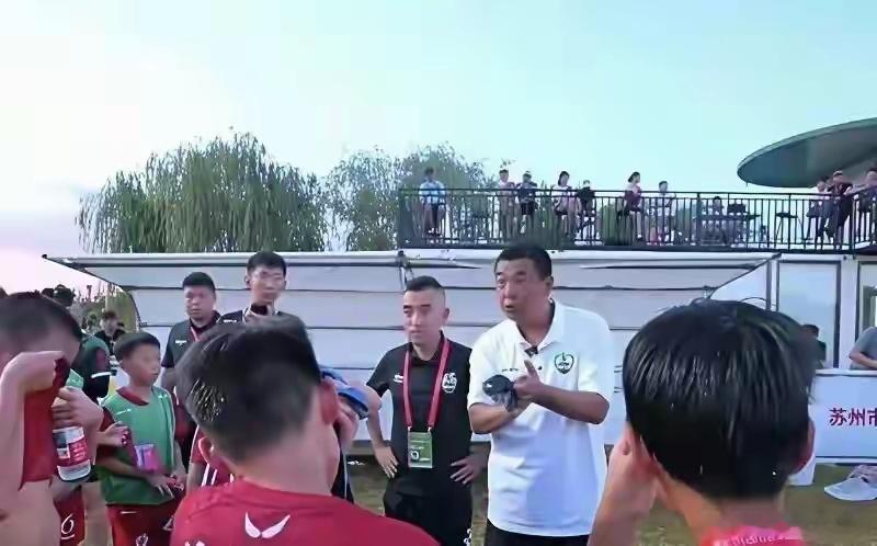 0-7！中国足球小将彻底崩溃 两连败+狂丢12球 前国脚摇头 董路无奈2026年