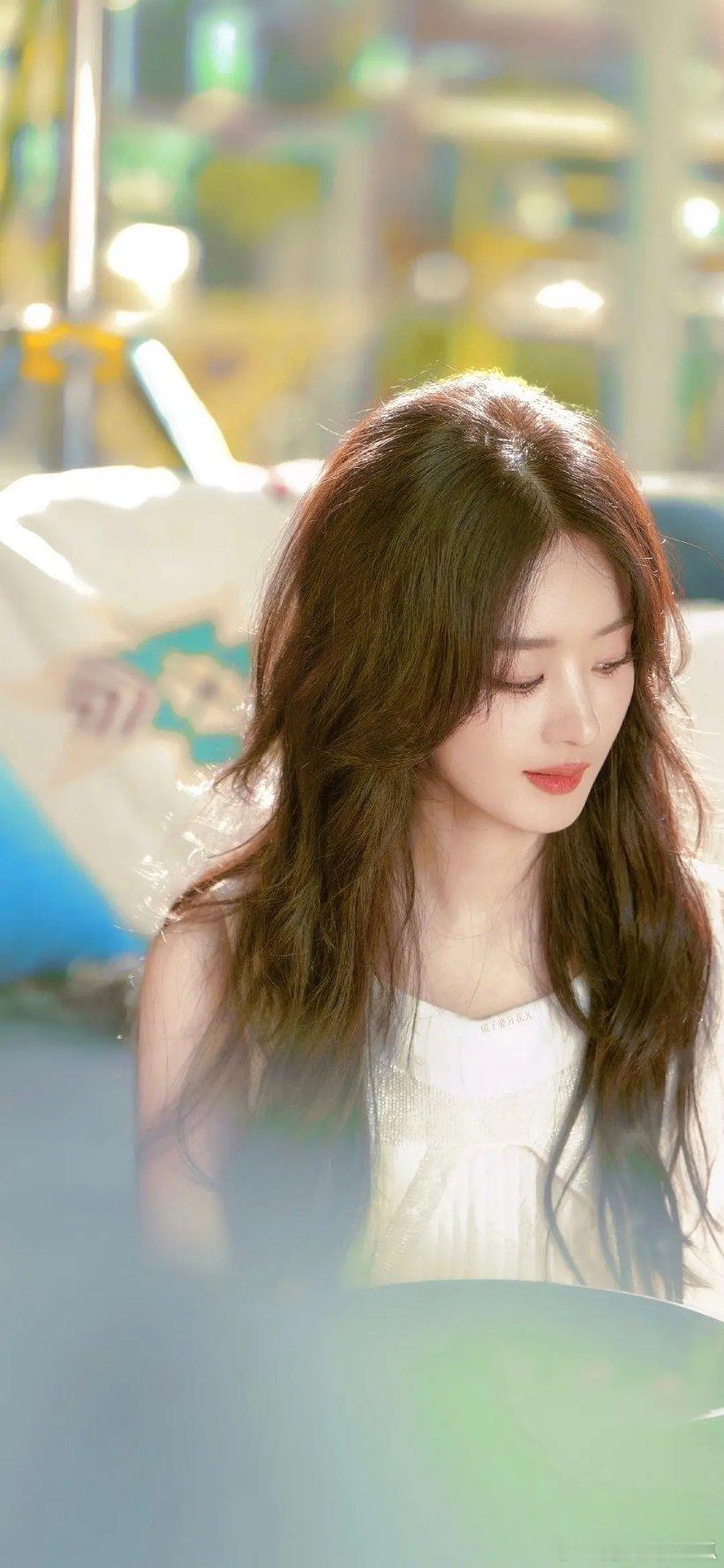 在扛剧这方面赵丽颖真的很强，演技好转型也非常的成功 ​​​