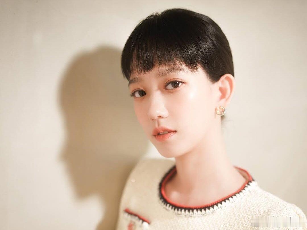 黄子佼前妻孟耿如复更绘画账号黄子佼前妻复更  黄子佼前妻孟耿如关闭社交账号 15
