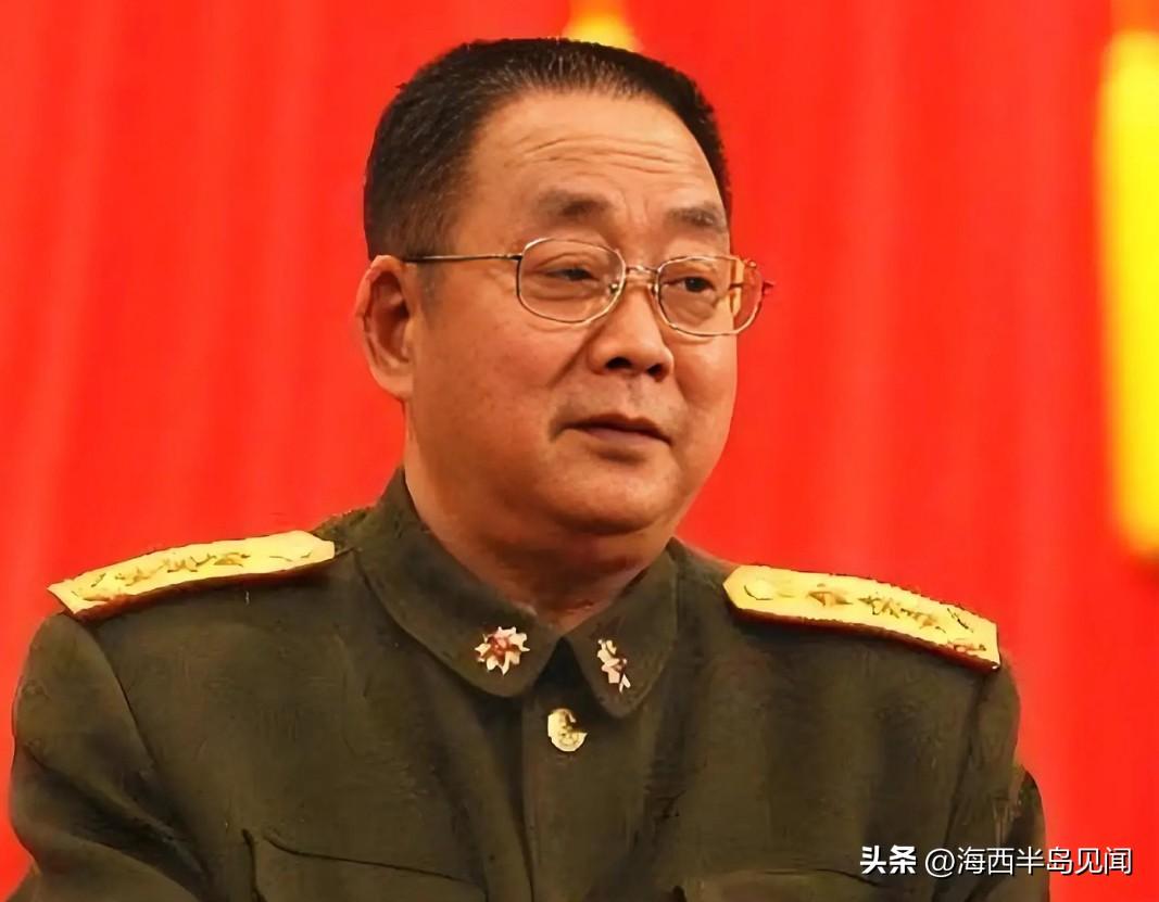 他49岁任零陵军分区副政委，52岁任湖南省军区政委，57岁任广州军区副政委，同年