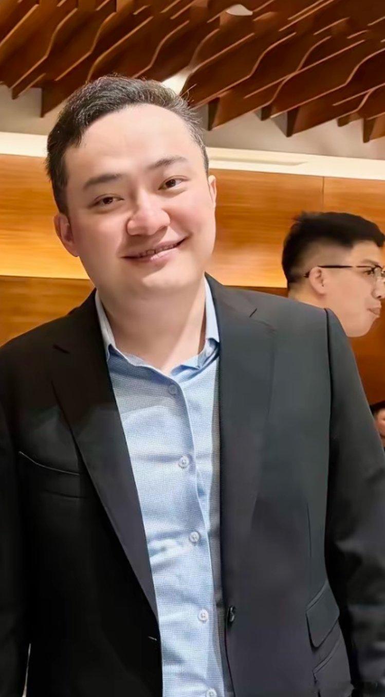 孙宇晨长这样 顶美不图他钱图什么？ ​​​