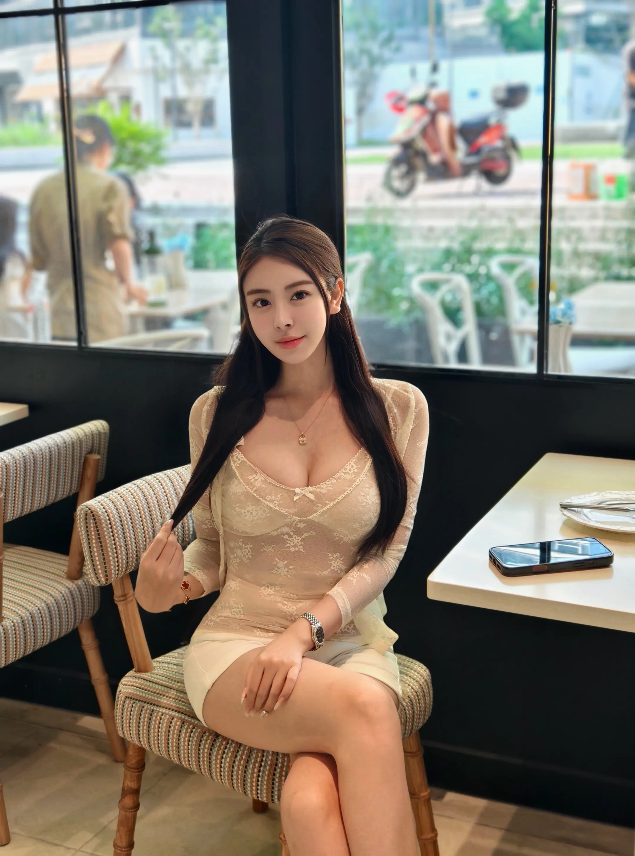 我总是试图寻找一个可以依靠的肩膀 却忘了陪伴都是阶段性的