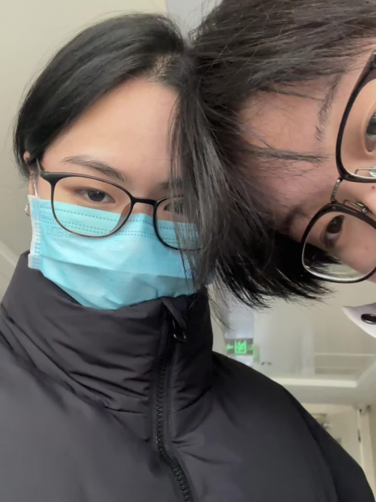 这段时间一直在医院里照顾爸爸，不能及时更新了抱歉。妈妈身体不好，妈妈和...