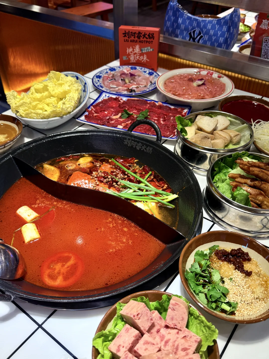 答应我！重庆火锅就吃这家！刘阿睿2.0开啦！！