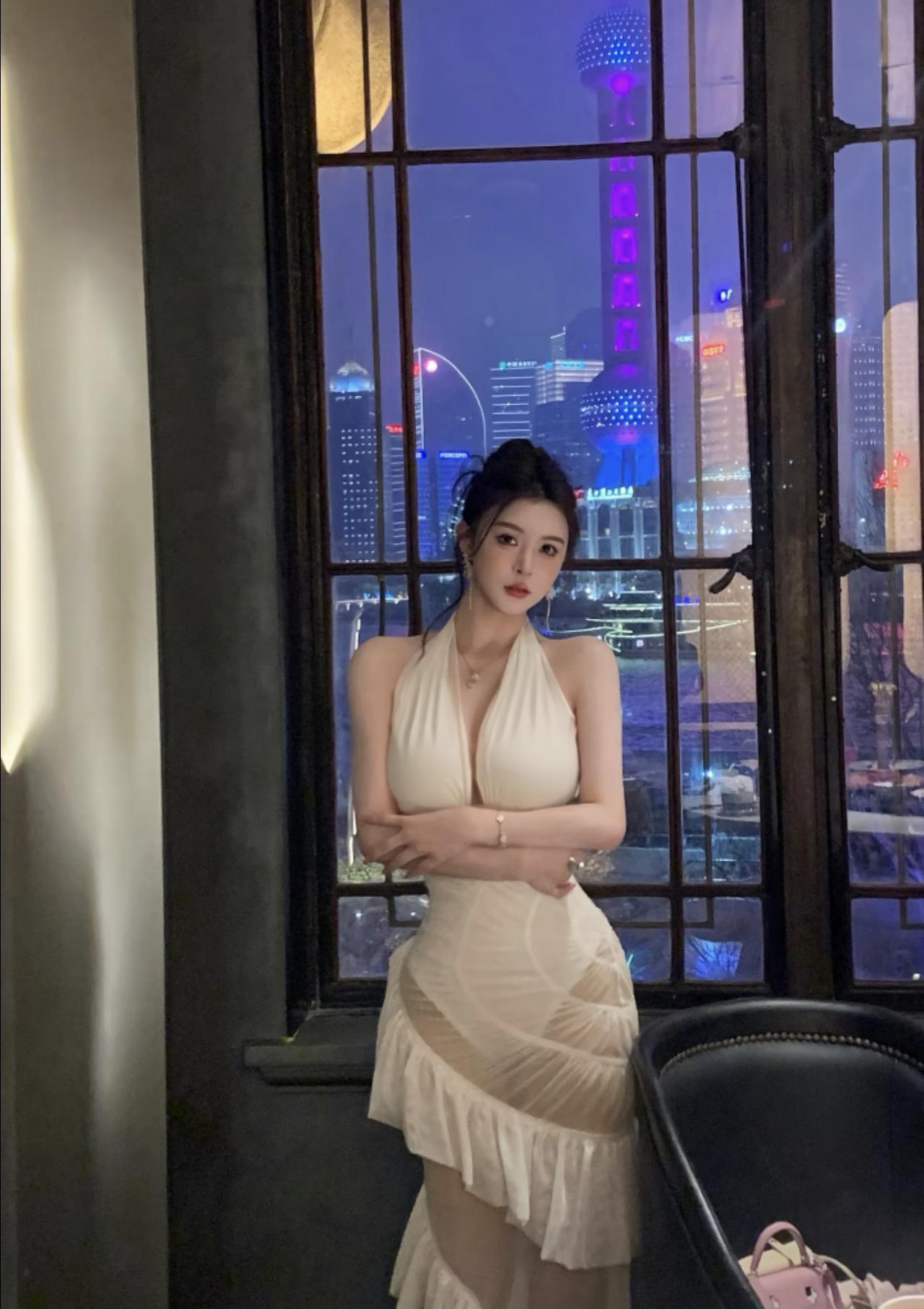 外滩绝美夜景餐厅
上海外滩餐饮