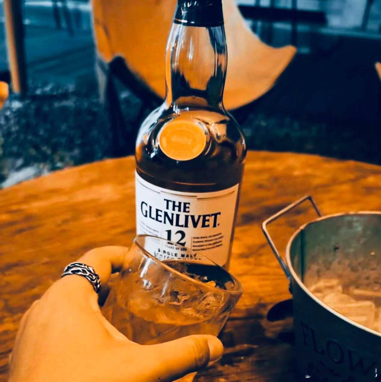 先赞后看，爆赚不断！👍财富是对认知的补偿，而不是对勤奋的奖赏，以时间换空间——