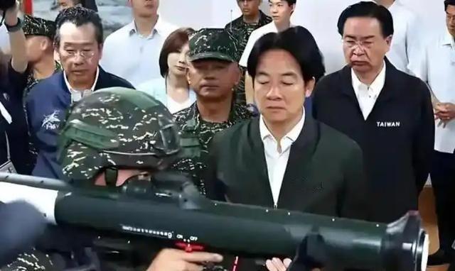 台湾统一过程中会不会有台湾部队起义？说实话，台湾目前20多万部队，志愿兵16万，