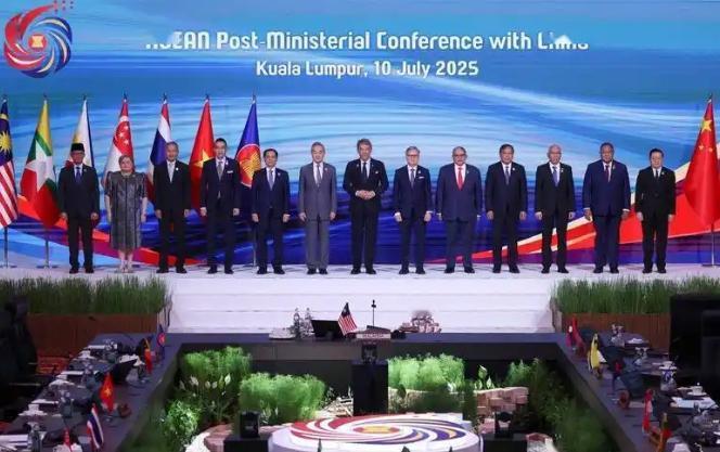 东盟十国集体硬气了！直接拒绝对外势力插手南海，美国印太战略又凉了

5月6号，印