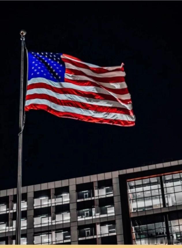 美方跨越上万公里，在印度洋拦截一艘油轮。

2月24日，美方在印度洋拦截一艘“伯