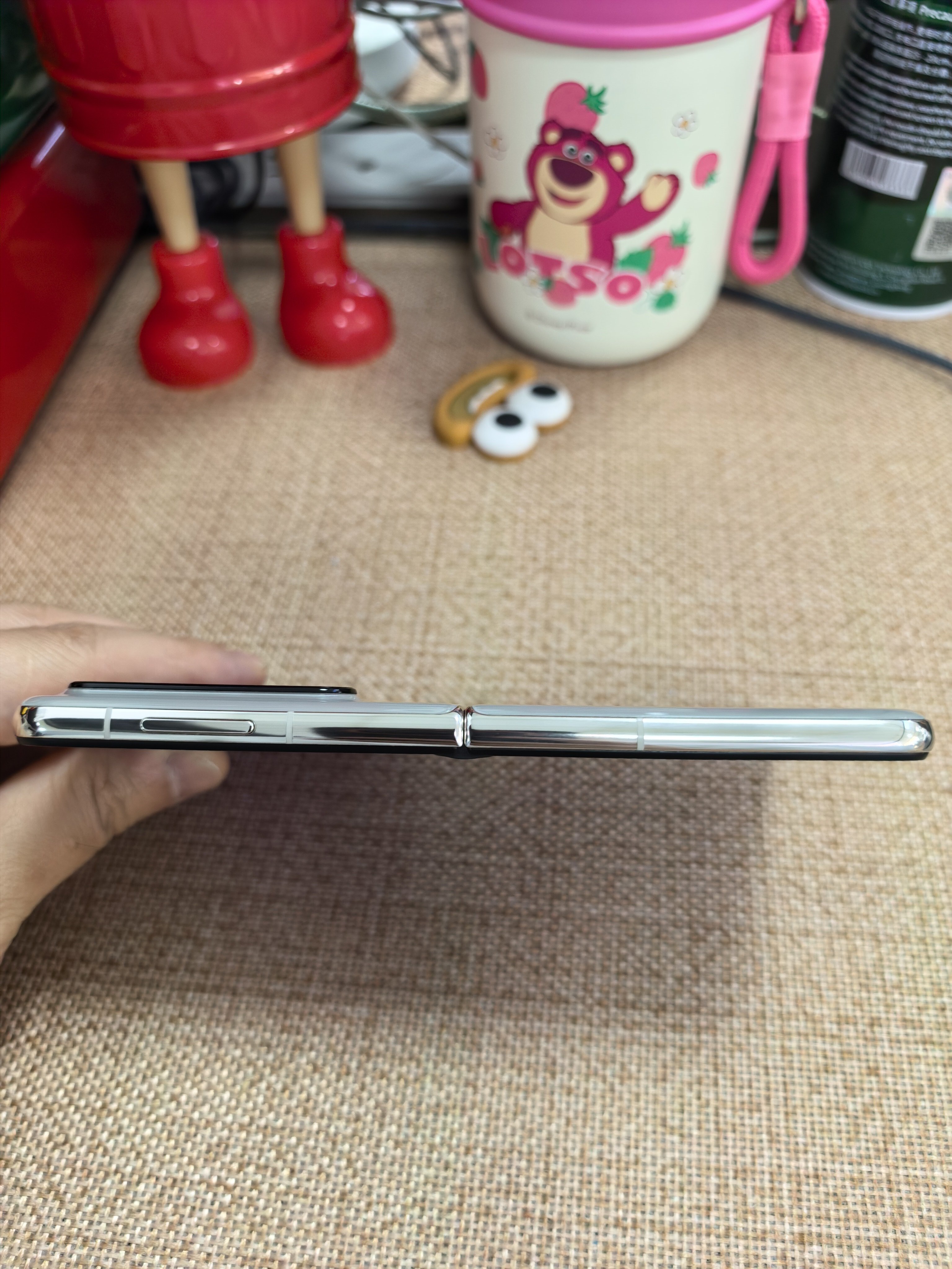 精品二手机华为Pura X 12+512G灰电池效率100%，国行纯原，99新发