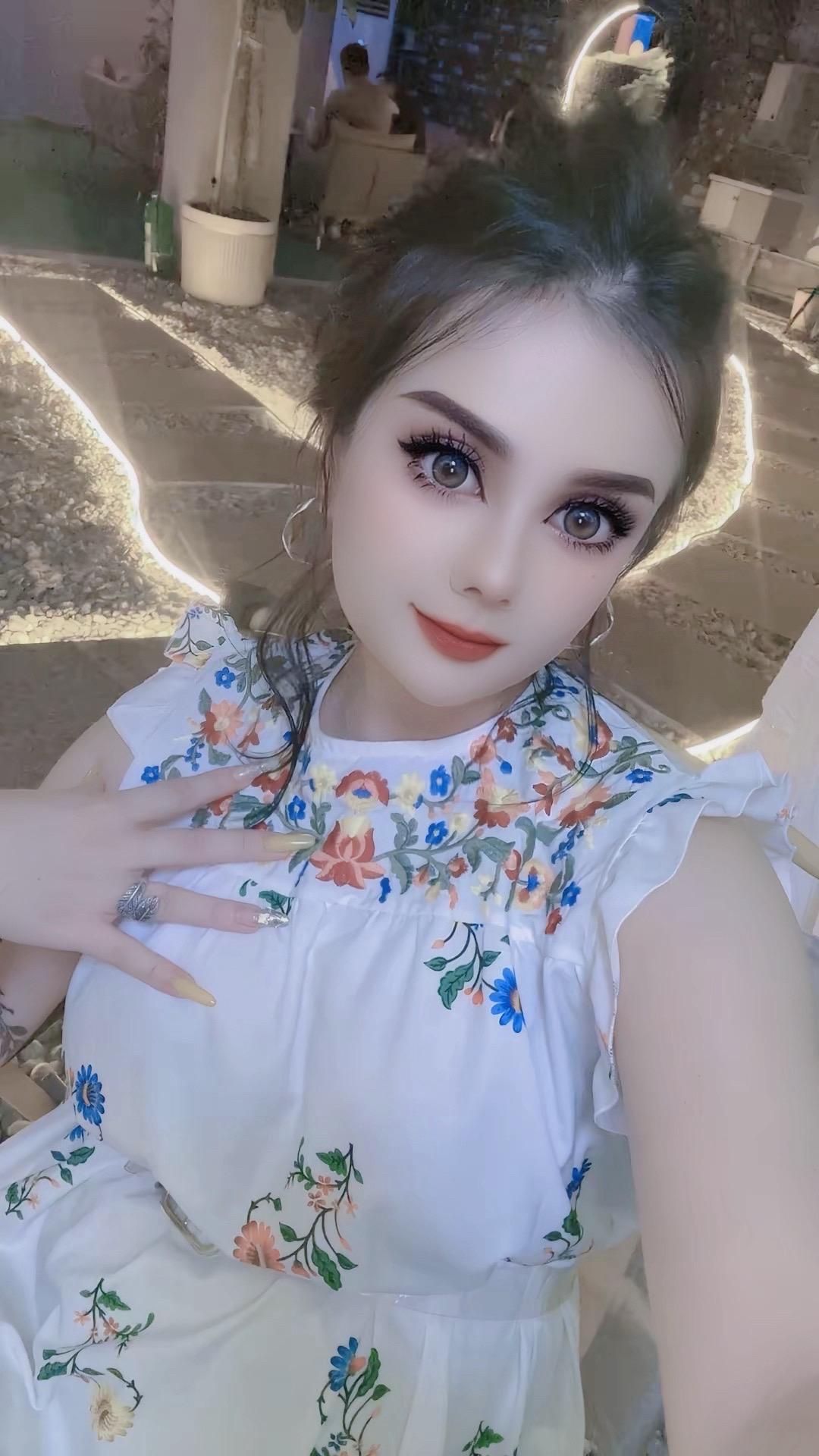 ئۇزاق ئۇزاقتىن كېيىن…… ھېچكىمگە  كۆ...