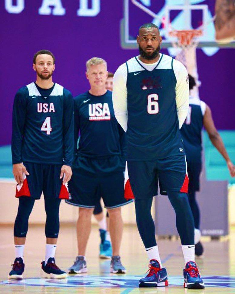 哈利伯顿谈詹库同队：“这太酷了，我不想撒谎，这对我来说真的太酷了，我小时候每年都