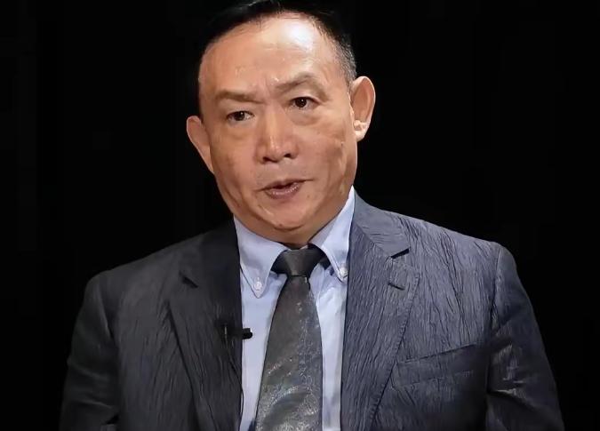财政部这一刀，捅穿了中国富豪藏钱二十年的最后一堵墙。

7月24日，财政部和税务