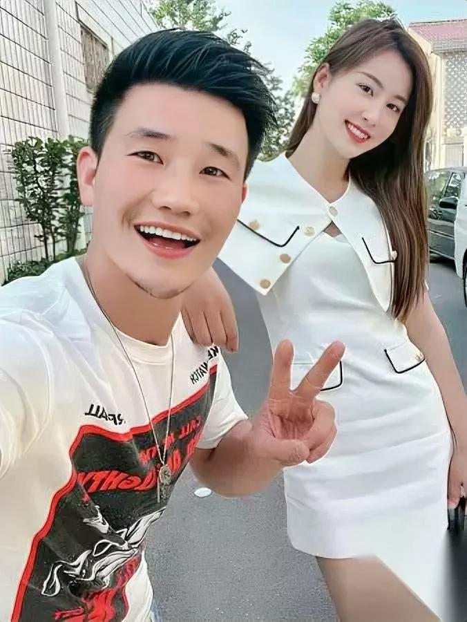 嘎子老婆删光恩爱视频？

背后真相比没钱更扎心

最近嘎子事儿闹得挺大，人被关、