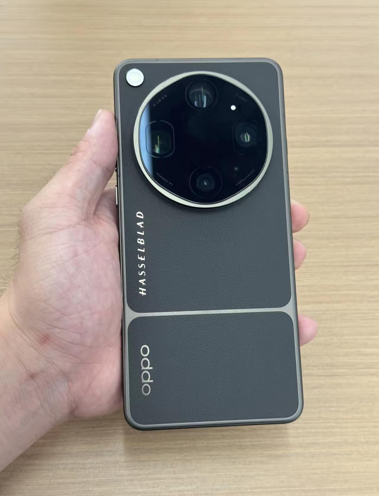 oppo findx9ultra这次的设计真不错，感觉比vivo x300ult