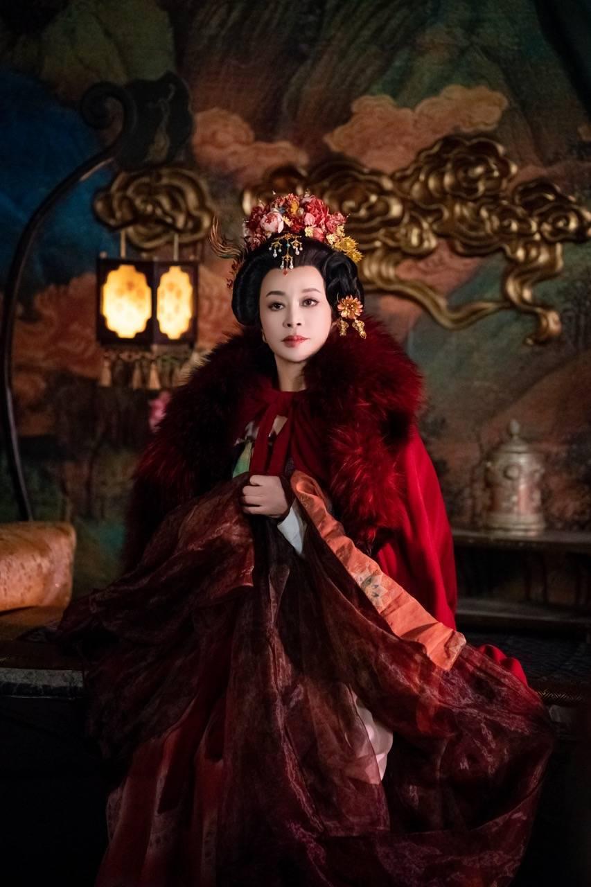 武则天的人生字典里没有“认命”二字，她只信自己手中的权力。这事业脑放到今天也是天
