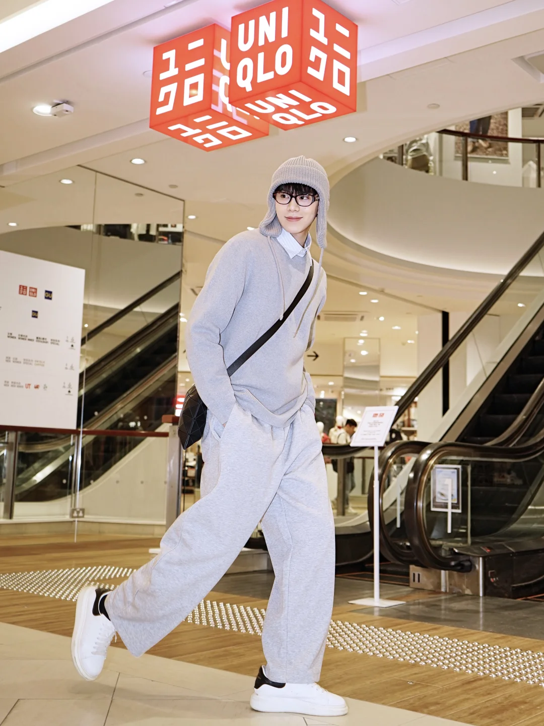 是谁在HK优衣库买到了新年红！🧨