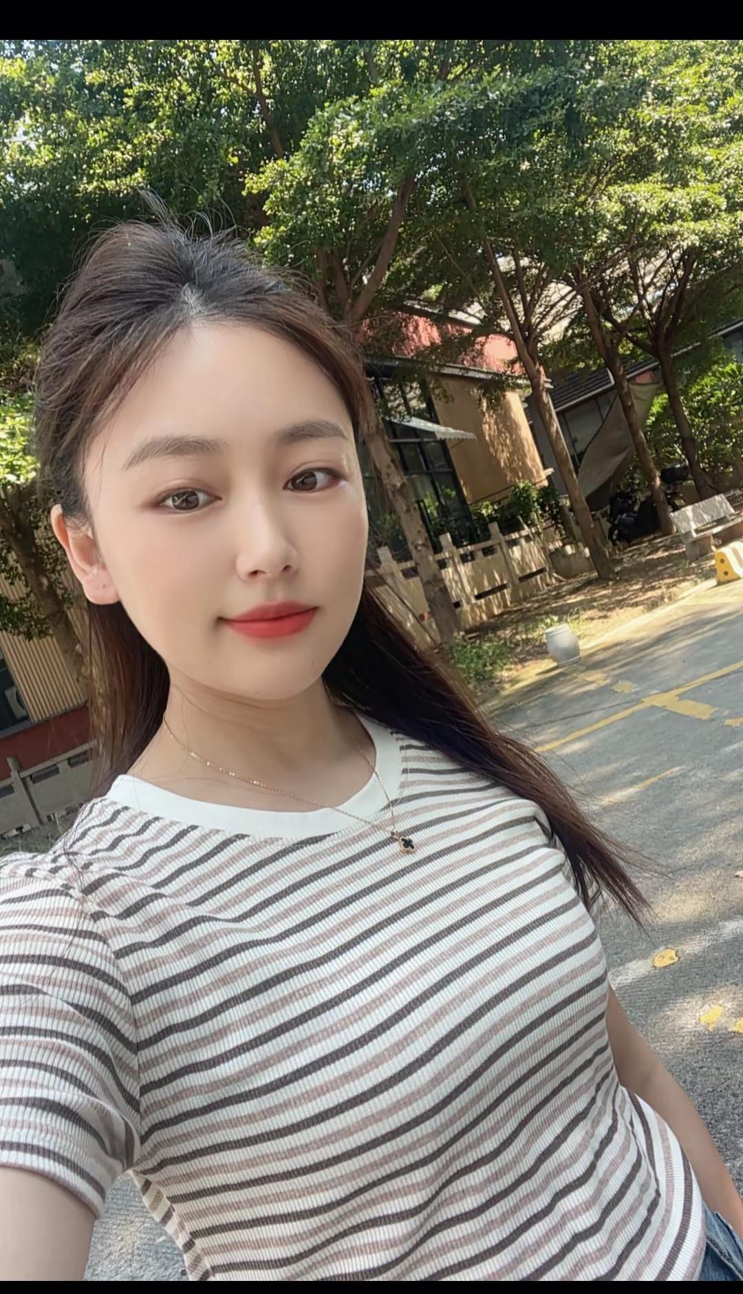 你有没有发现，你和你的手机才是两口子？你们平时吃在一起，住在一起，晚上睡前最后一