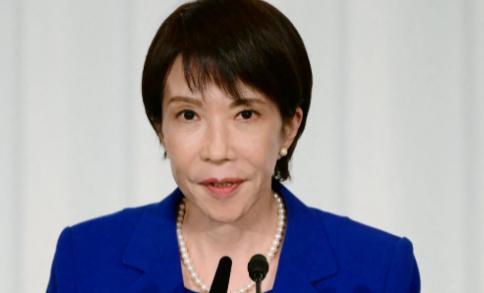 高市早苗撑不住了，她做出一个重大决定，根据日本的国家利益，这个女人打算在“适当”