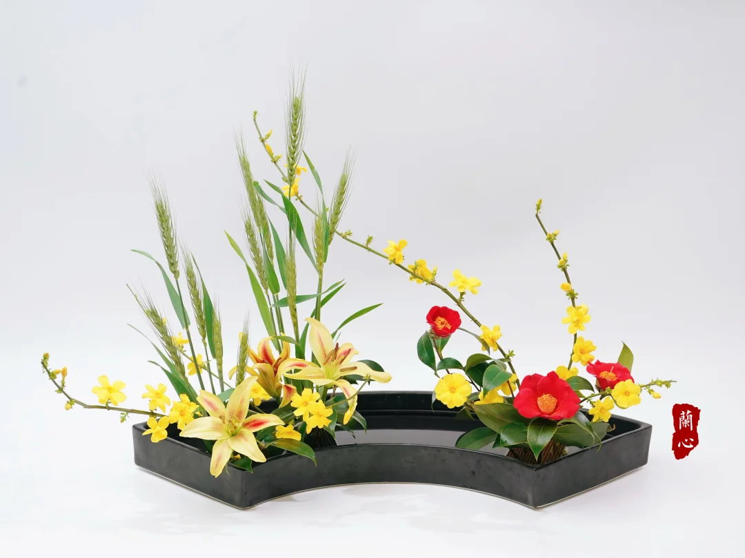 琳派调插花 | 春雷响，万物长。