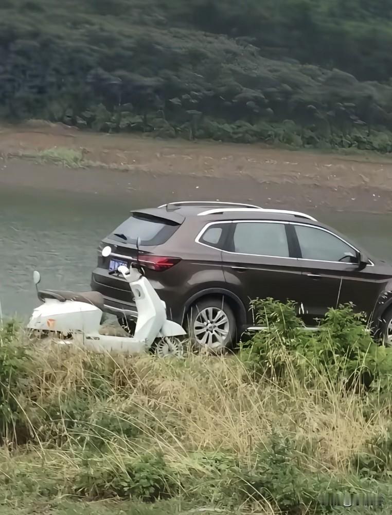 此情此景，如何吟诗一首