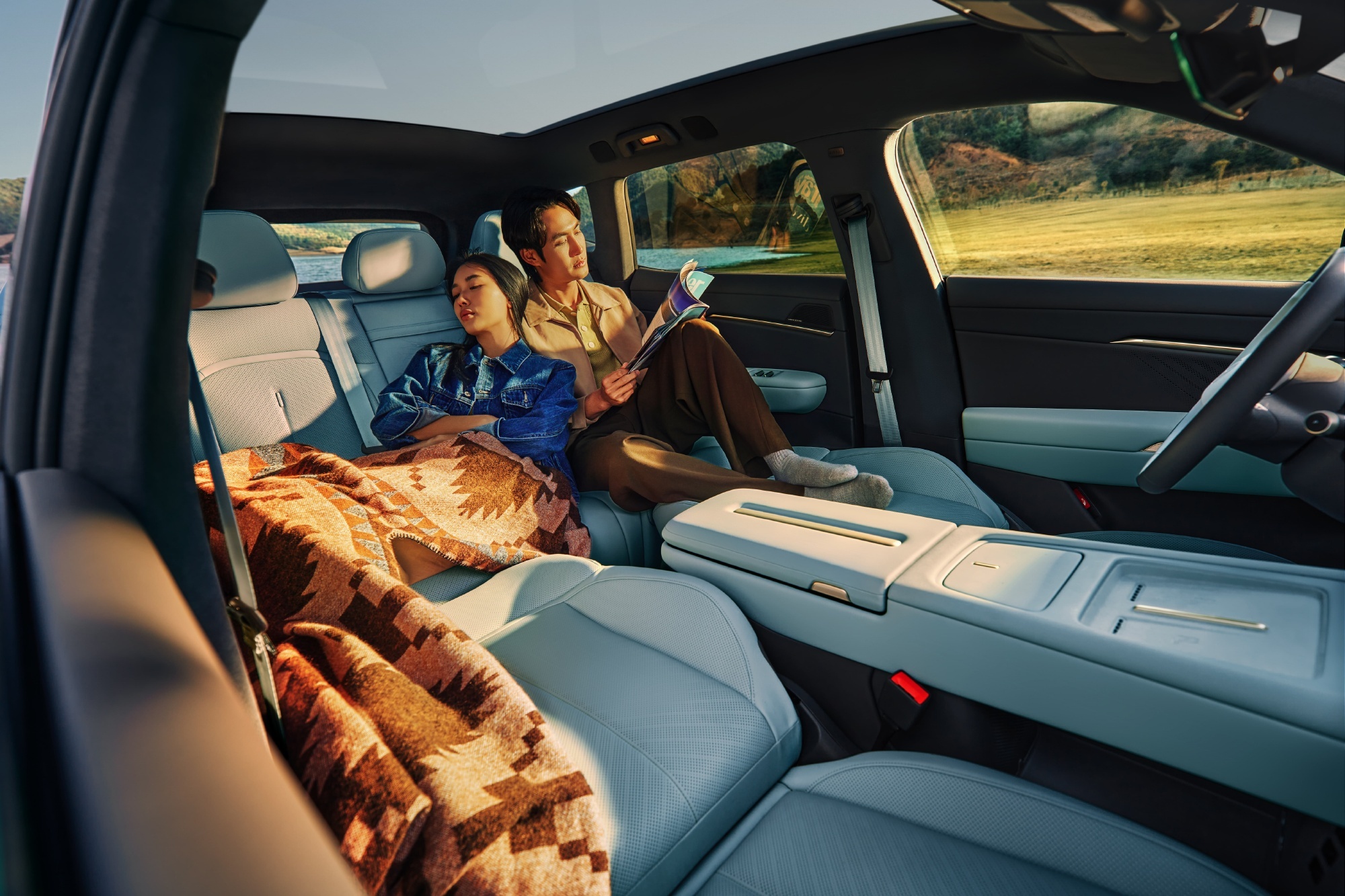 与众08全新以赴 预售23.99万起   与众08才是德系电车该有的质感大众与众