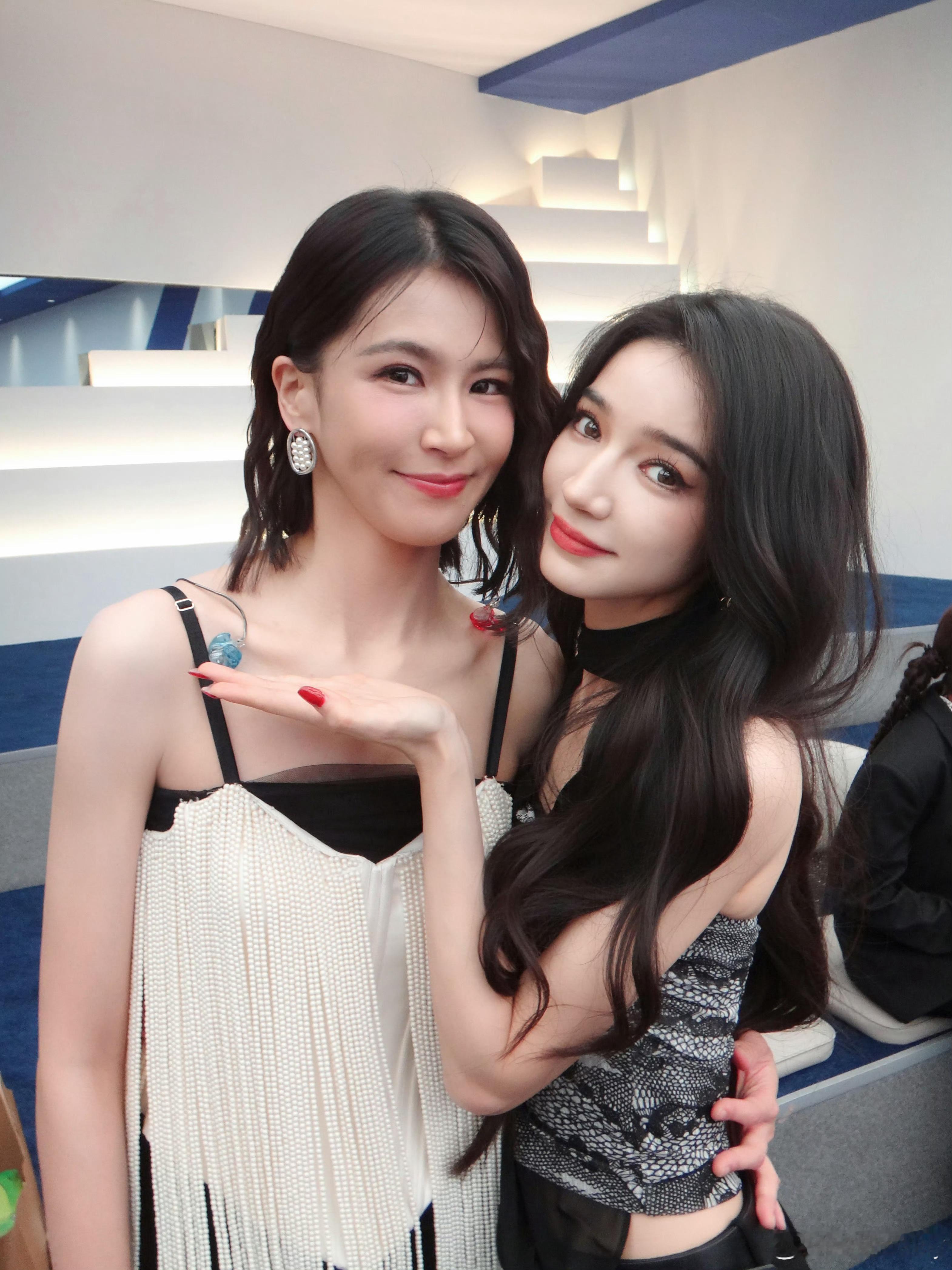 我家泡面女孩 