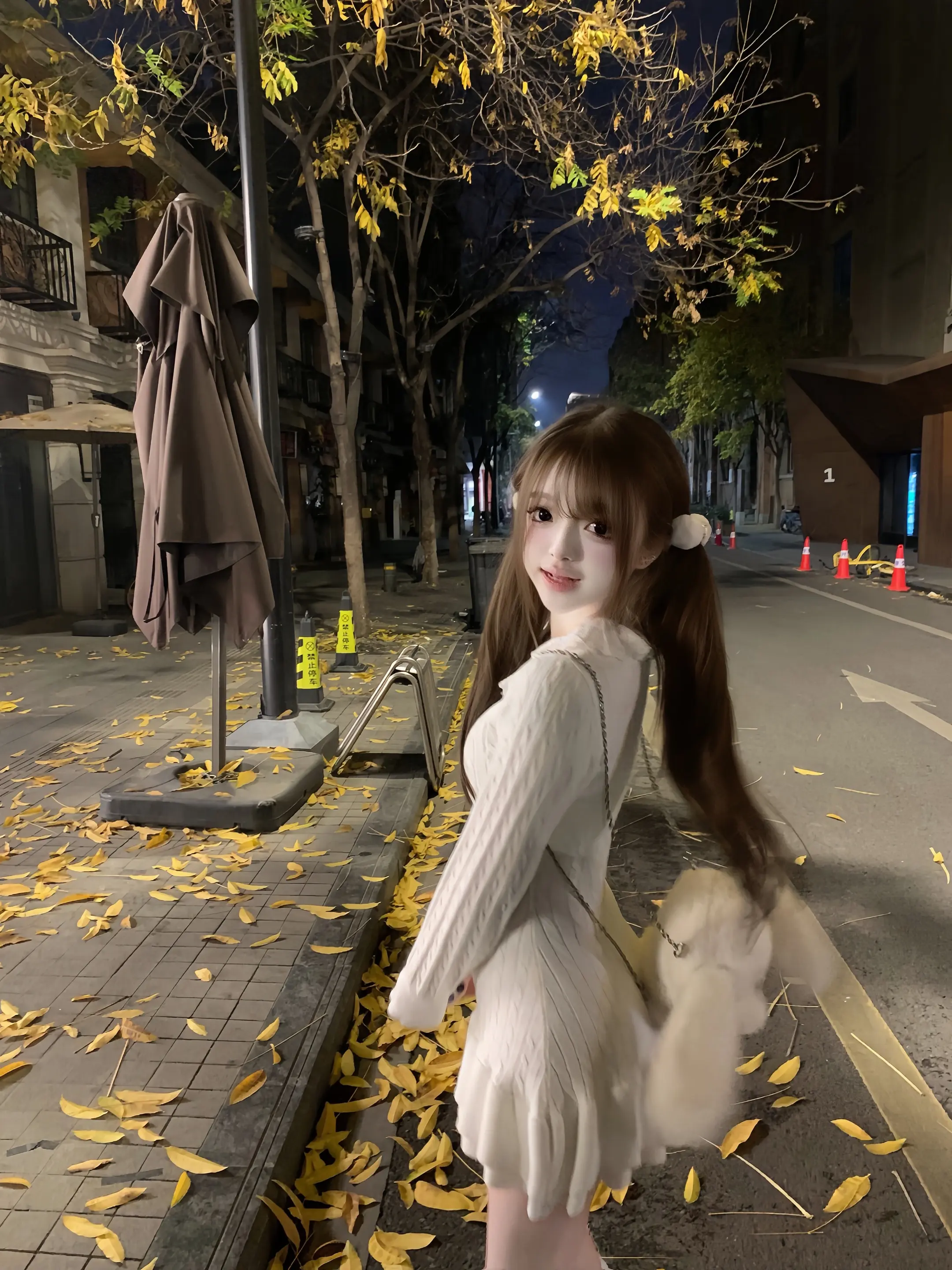哼 忘记你 该怎么忘记你