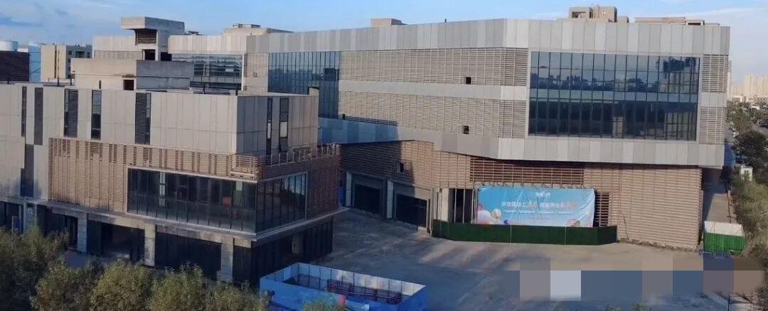 新年爱好打卡青岛高新区鲁商天街商业项目开业时间定于2026年三季度，目前招商进度