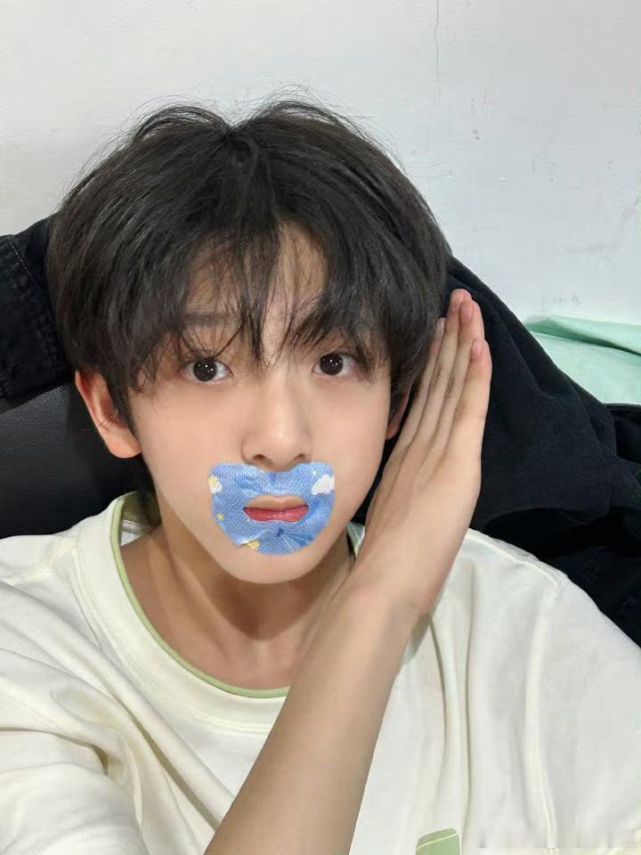 陈浚铭被封口了 