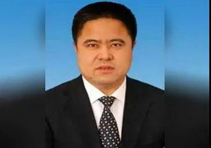 外逃贪官李传良涉案资产超31亿元。李传良曾先后担任过原鸡西市副市长，鹤岗市原副市