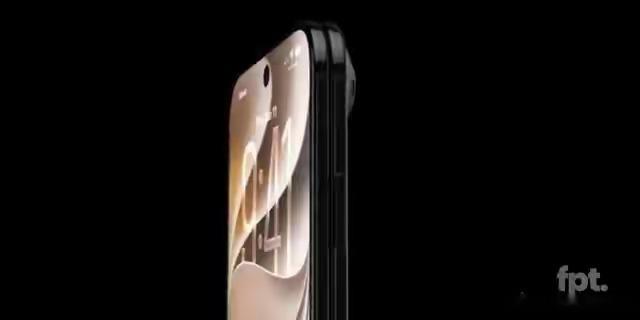 苹果折叠机的渲染视频又传出来了，大概率下个月秋季发布会跟着iPhone18 Pr